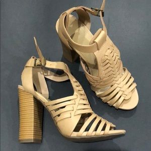 Charlotte Russe high heels🌼